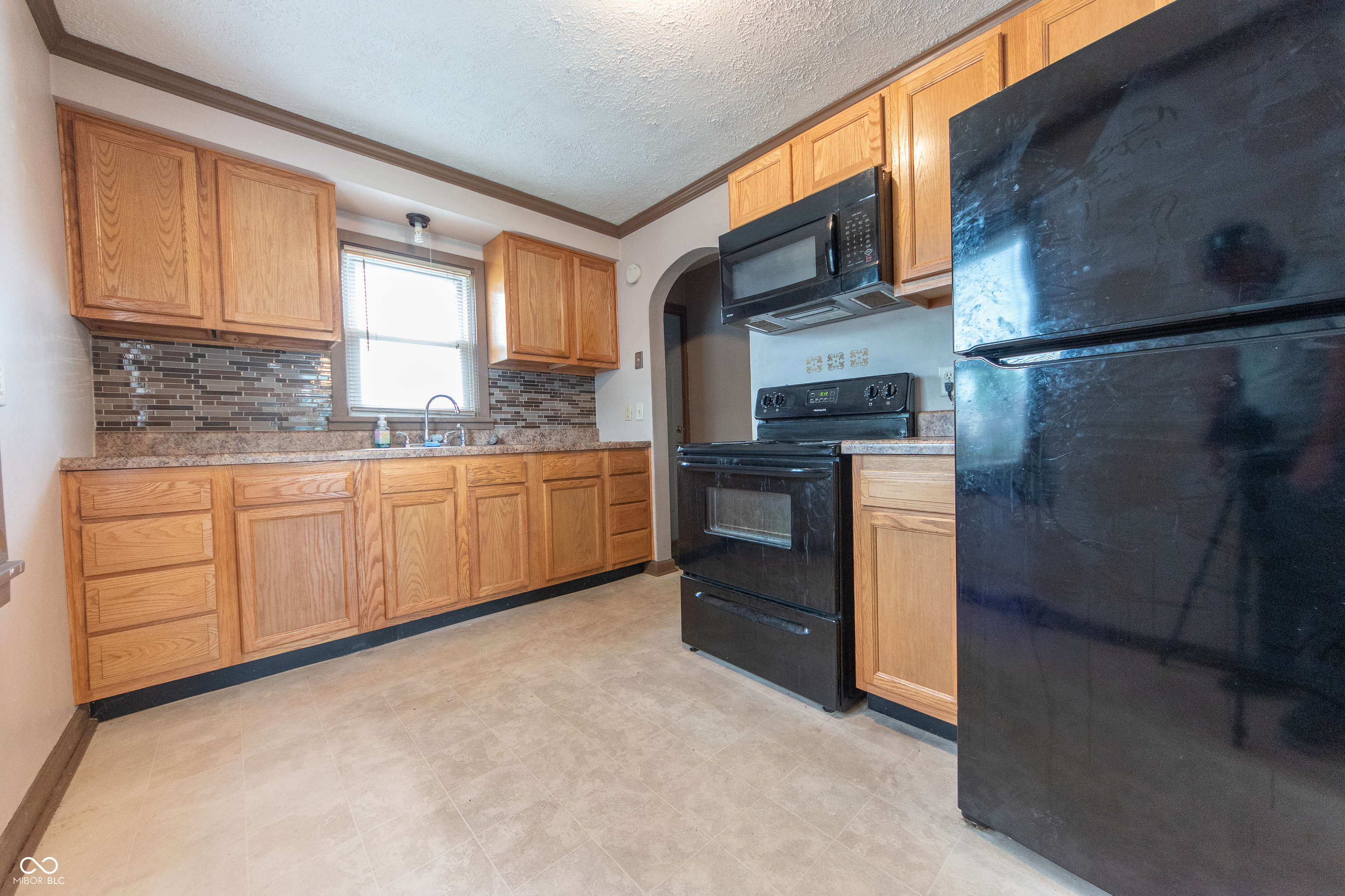 2249 Maple Street Columbus, IN 47201 - Photo 6 of 22 Gallery Image 6