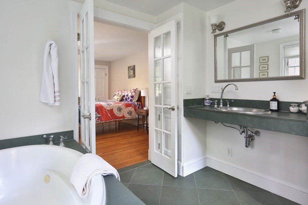 20 Beverly Road Newton, MA 02461 - Photo 9 of 17