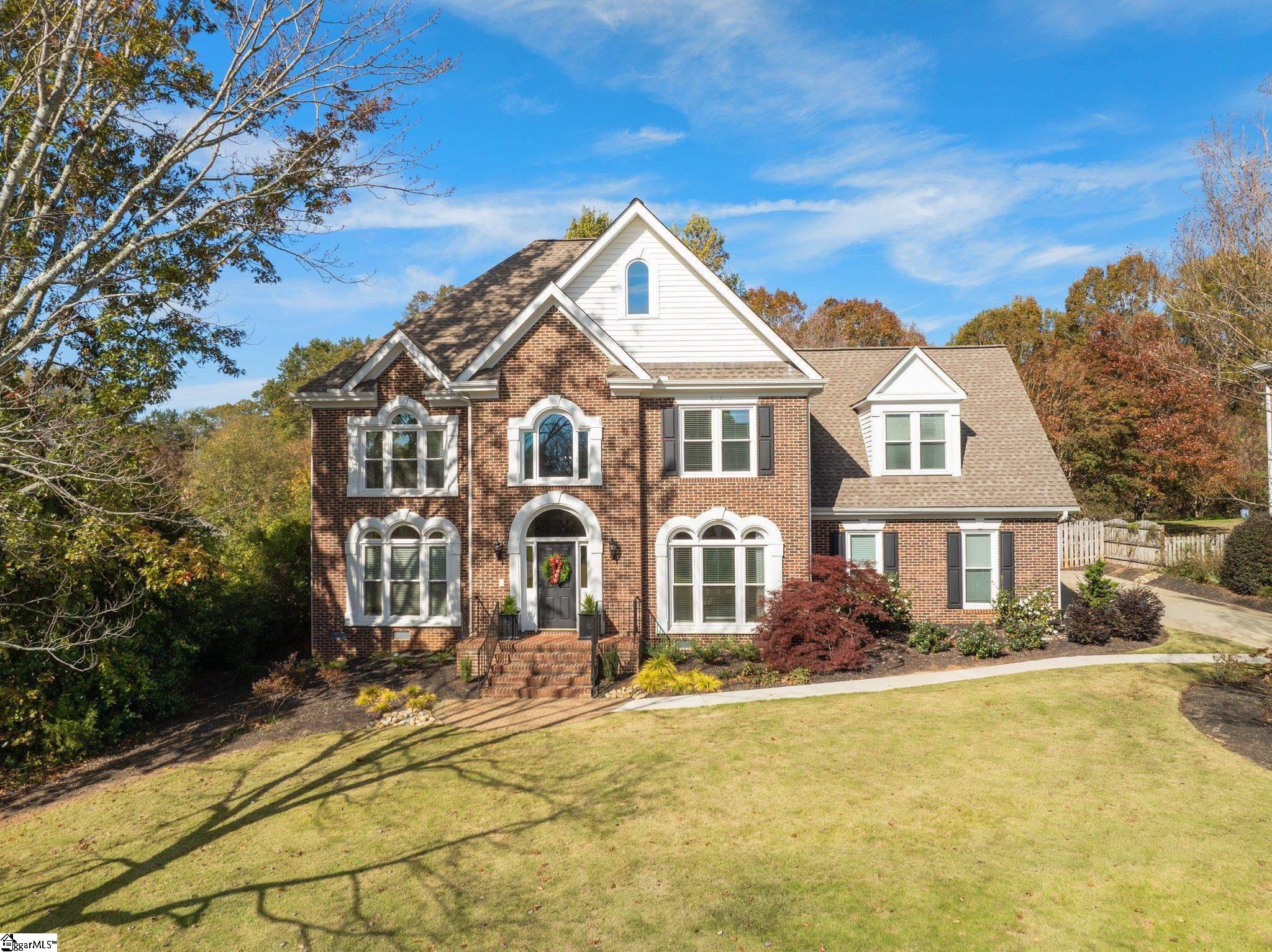 108 English Oak Road Simpsonville, SC 29681 - Photo 1 of 38 Gallery Image 1