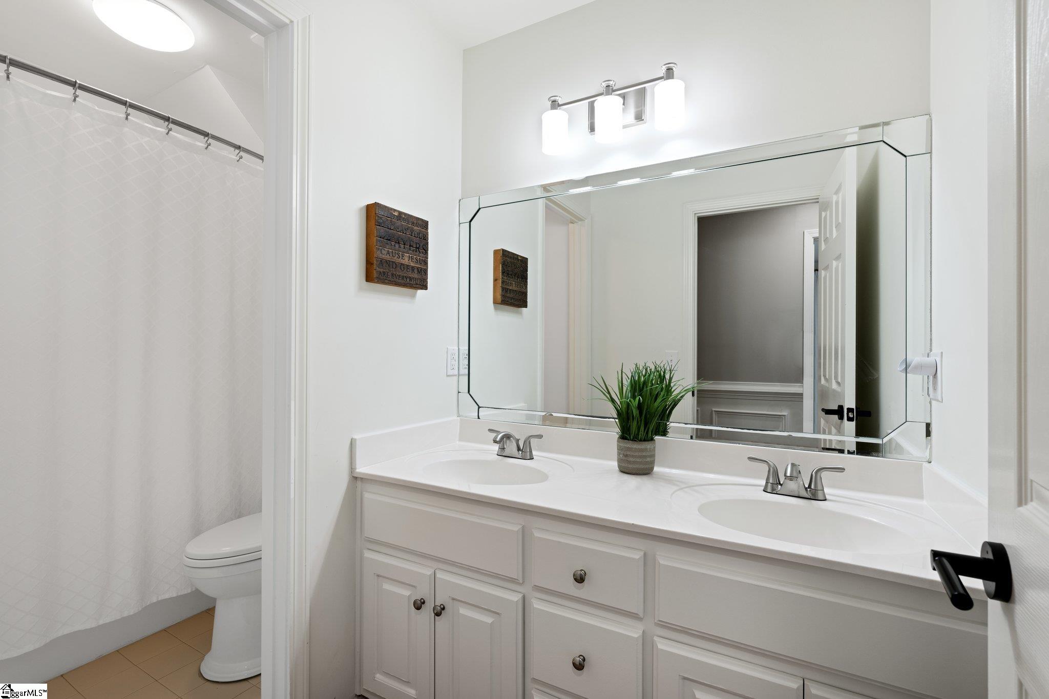 108 English Oak Road Simpsonville, SC 29681 - Photo 30 of 38 Gallery Image 30