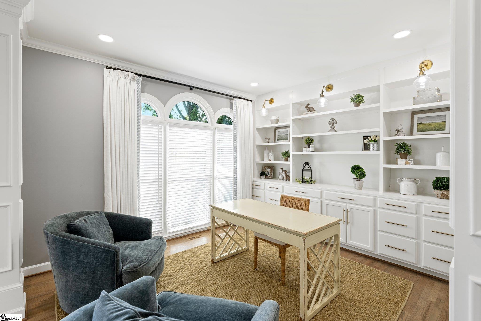 108 English Oak Road Simpsonville, SC 29681 - Photo 7 of 38 Gallery Image 7