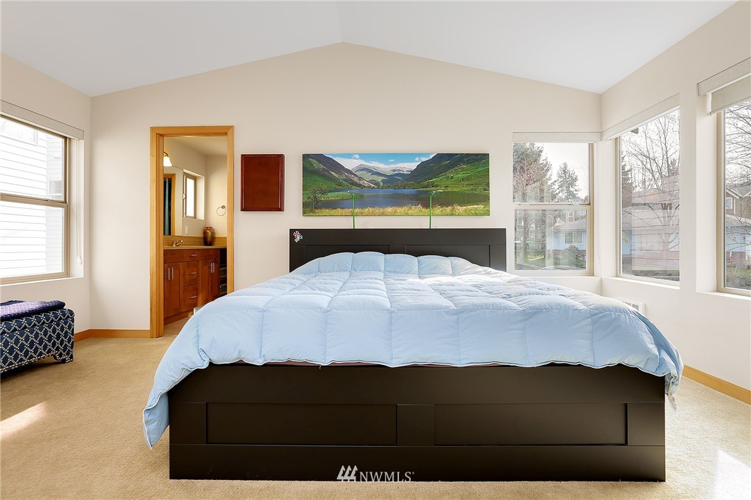10147 Holman Road Northwest Seattle, WA 98177 - Photo 14 of 22 Gallery Image 14