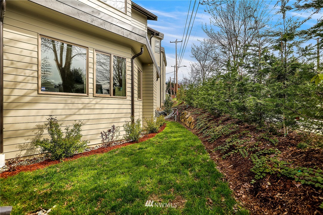 10147 Holman Road Northwest Seattle, WA 98177 - Photo 22 of 22 Gallery Image 22
