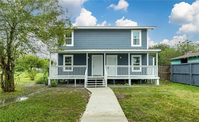 $1,000 | 1105 Esperanza Street, Sinton, TX 78387