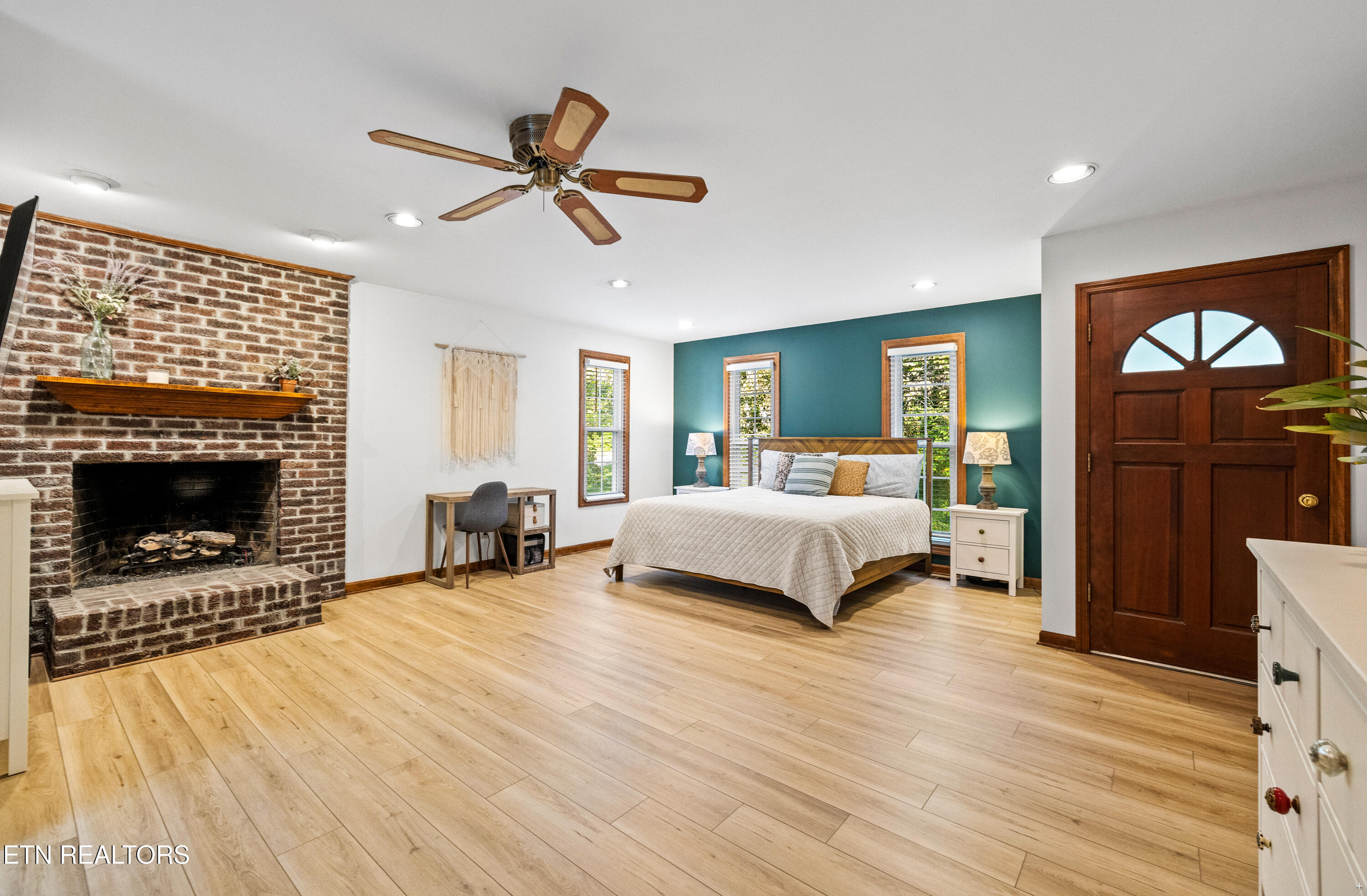 910 Forest Ridge Circle Knoxville, TN 37932 - Photo 17 of 38 Positive Perceptions-17