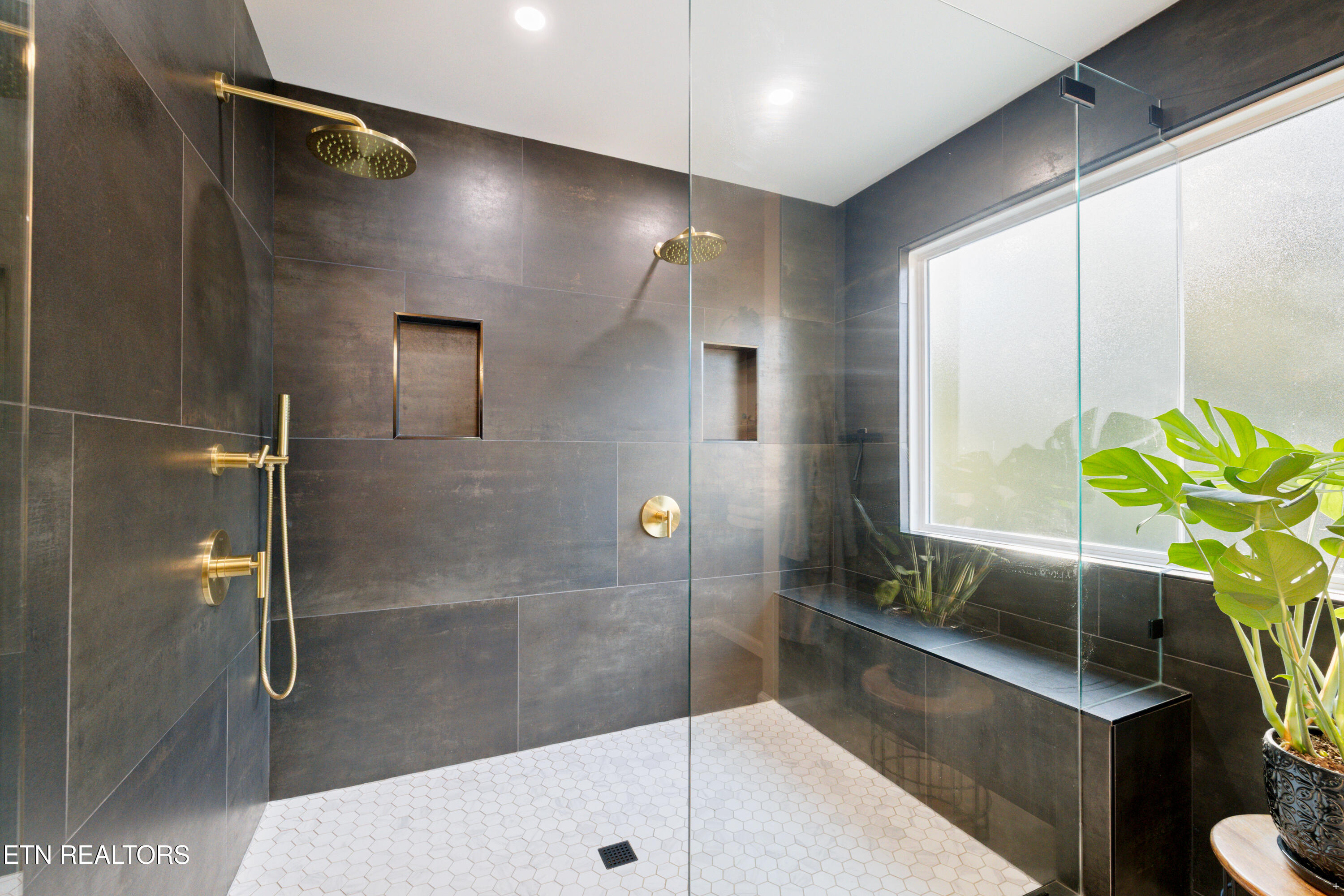 910 Forest Ridge Circle Knoxville, TN 37932 - Photo 22 of 38 Positive Perceptions-22