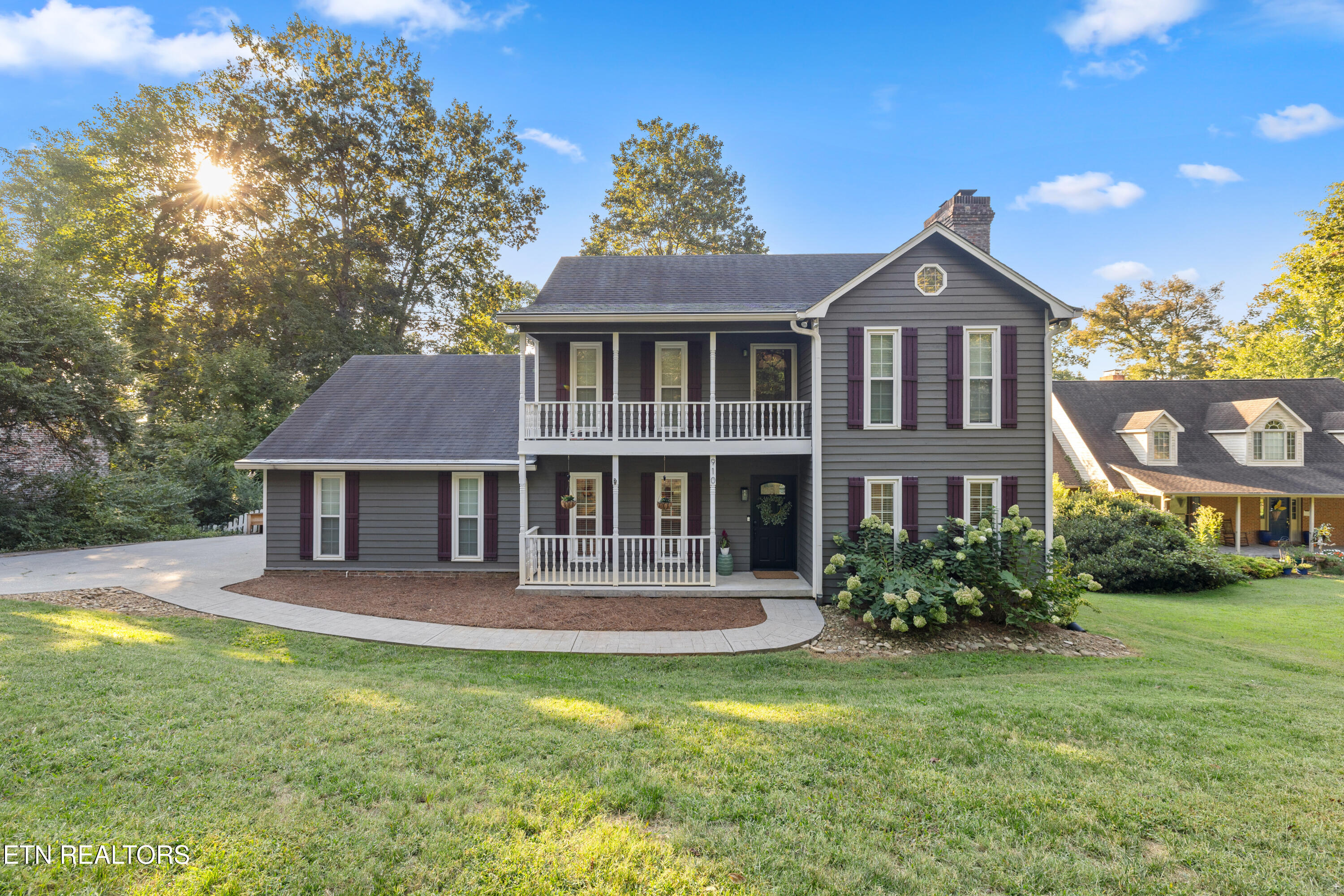 910 Forest Ridge Circle Knoxville, TN 37932 - Photo 3 of 38 Positive Perceptions-3