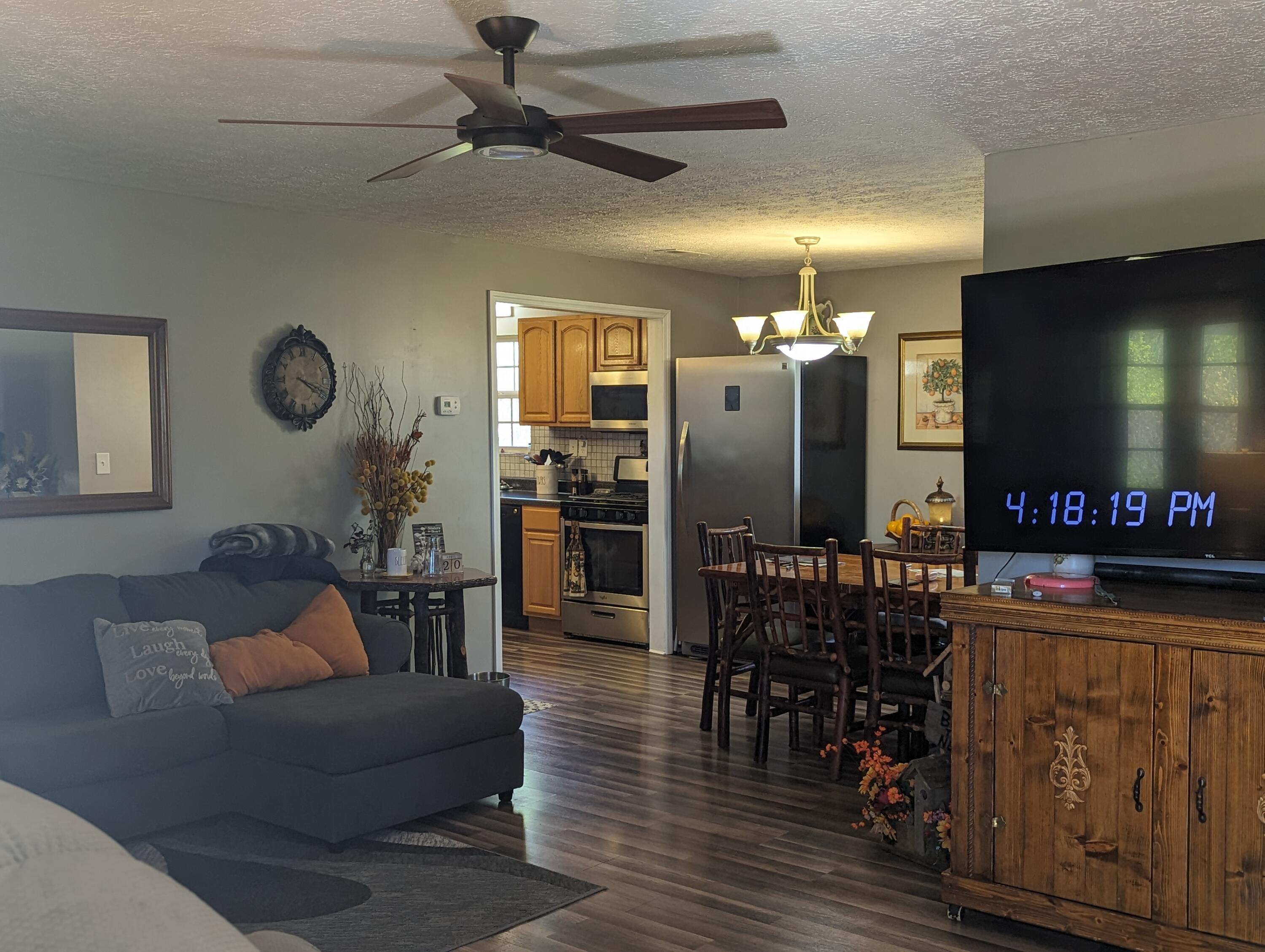 1122 South Begley Road Annville, KY 40402 - Photo 14 of 26 PXL_20240422_201821587.PORTRAIT