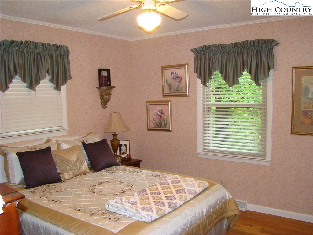 202 Long Street Boone, NC 28607 - Photo 8 of 10 Gallery Image 8