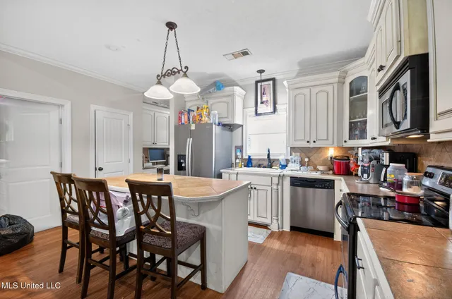 $250,000 | 913 Caitlin Cove, Brandon, MS 39047