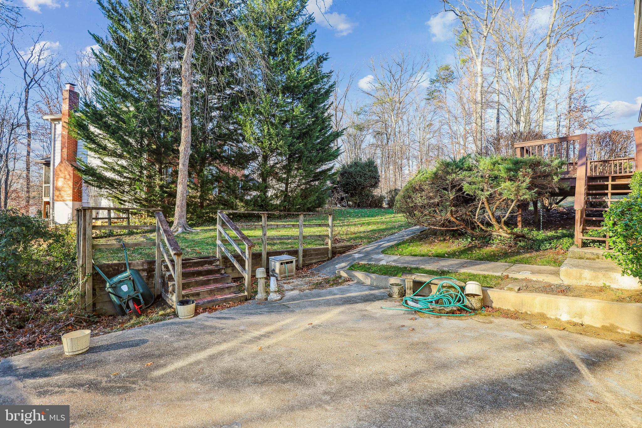7122 Rolling Forest Avenue Springfield, VA 22152 - Photo 55 of 58 a view of a park with slide