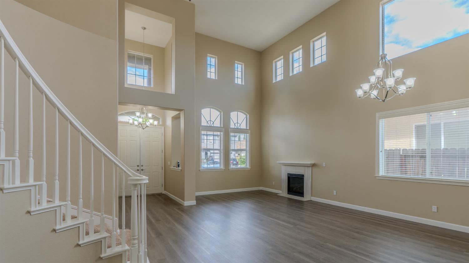 4212 Gabriel Way Modesto, CA 95356 - Photo 5 of 33