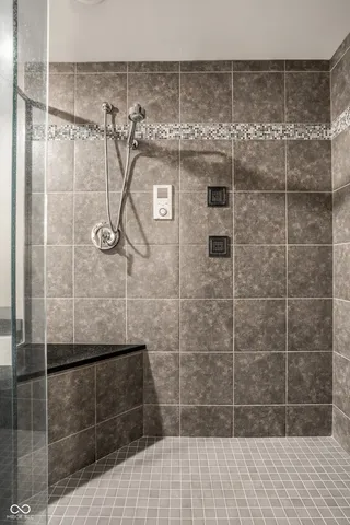 $699,900 | 333 Massachusetts Avenue, Unit 305, Indianapolis, IN 46204