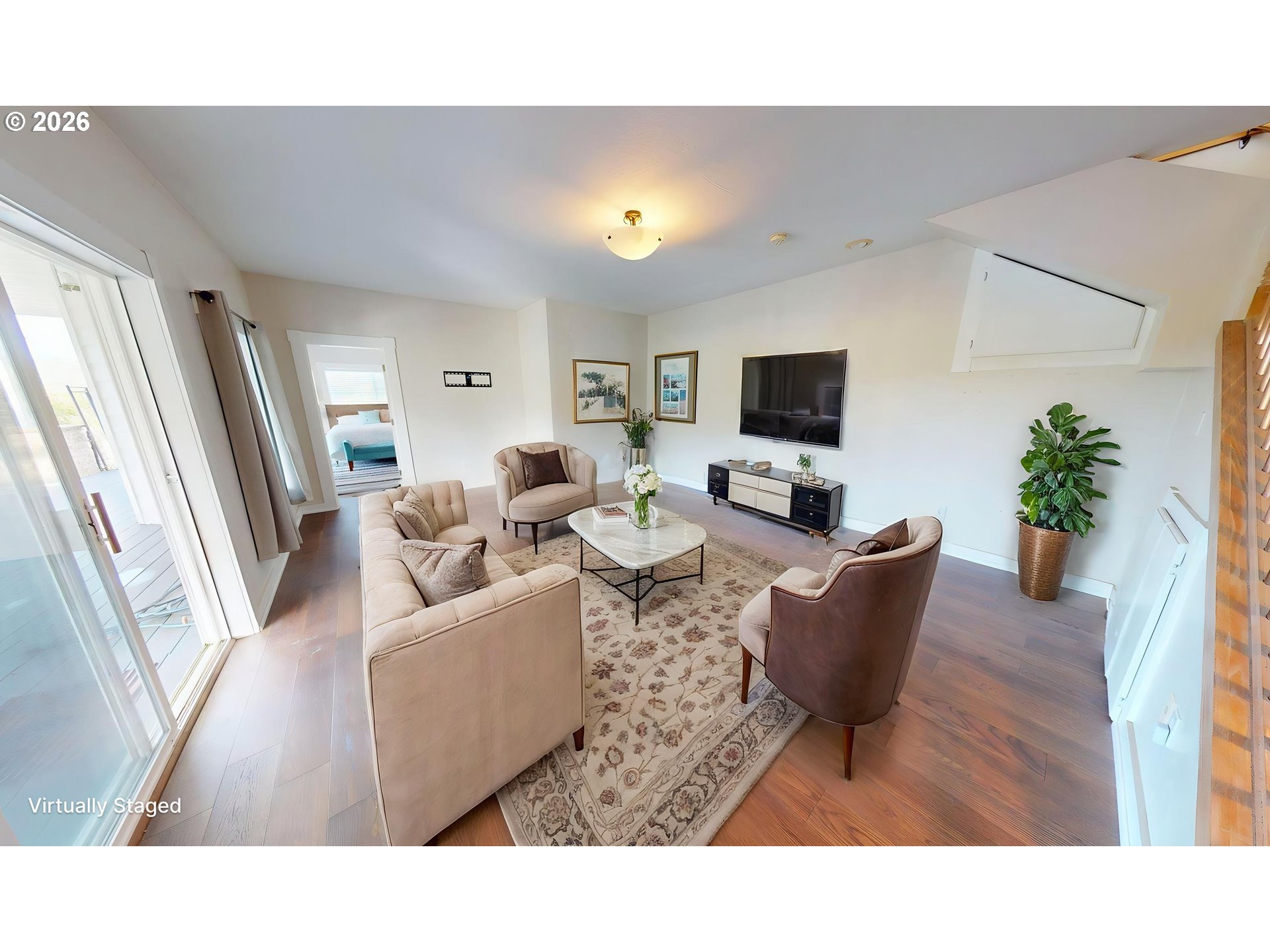 95950 North Bank Rogue River Road Gold Beach, OR 97444 - Photo 26 of 41 Family Room