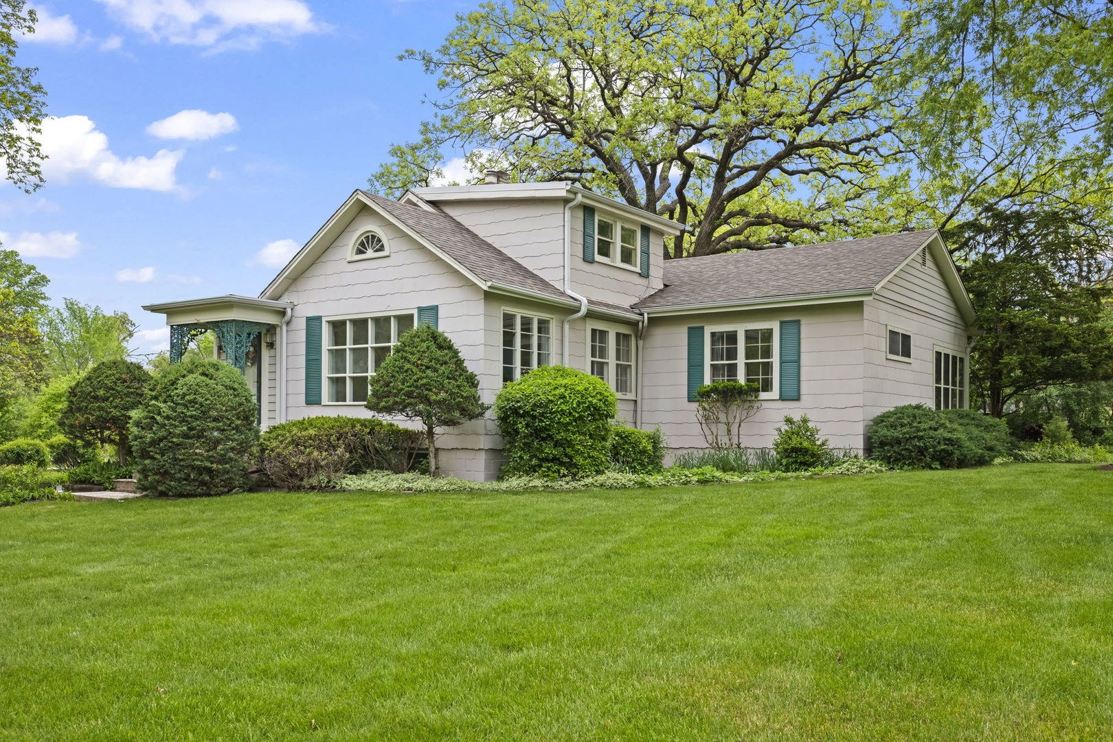 291 Rustic Drive Barrington, IL 60010 - Photo 1 of 34 Gallery Image 1