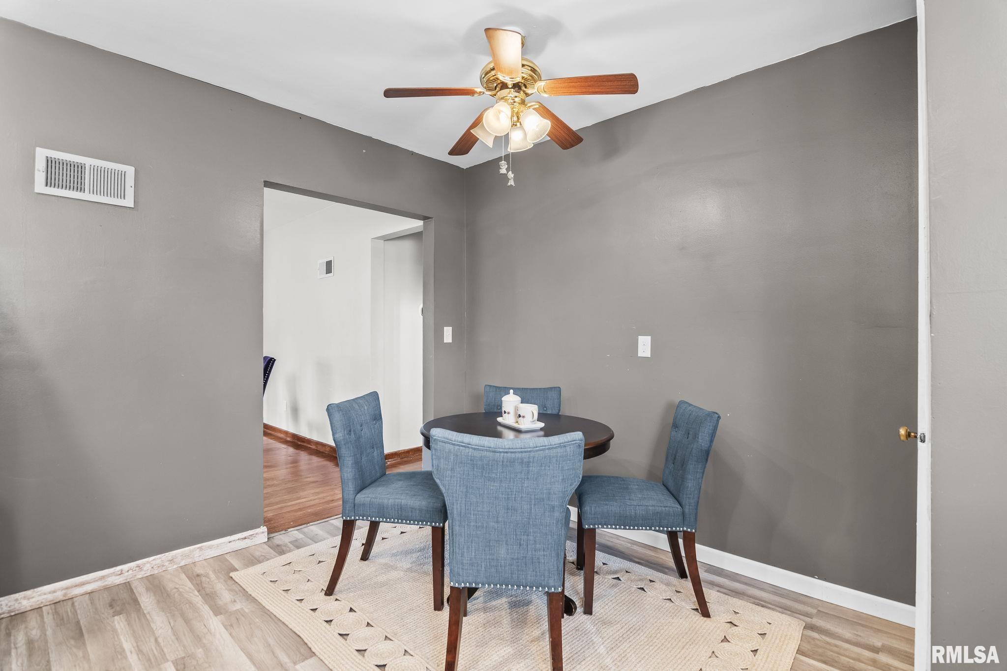 530 South Livingston Street Springfield, IL 62703 - Photo 11 of 30