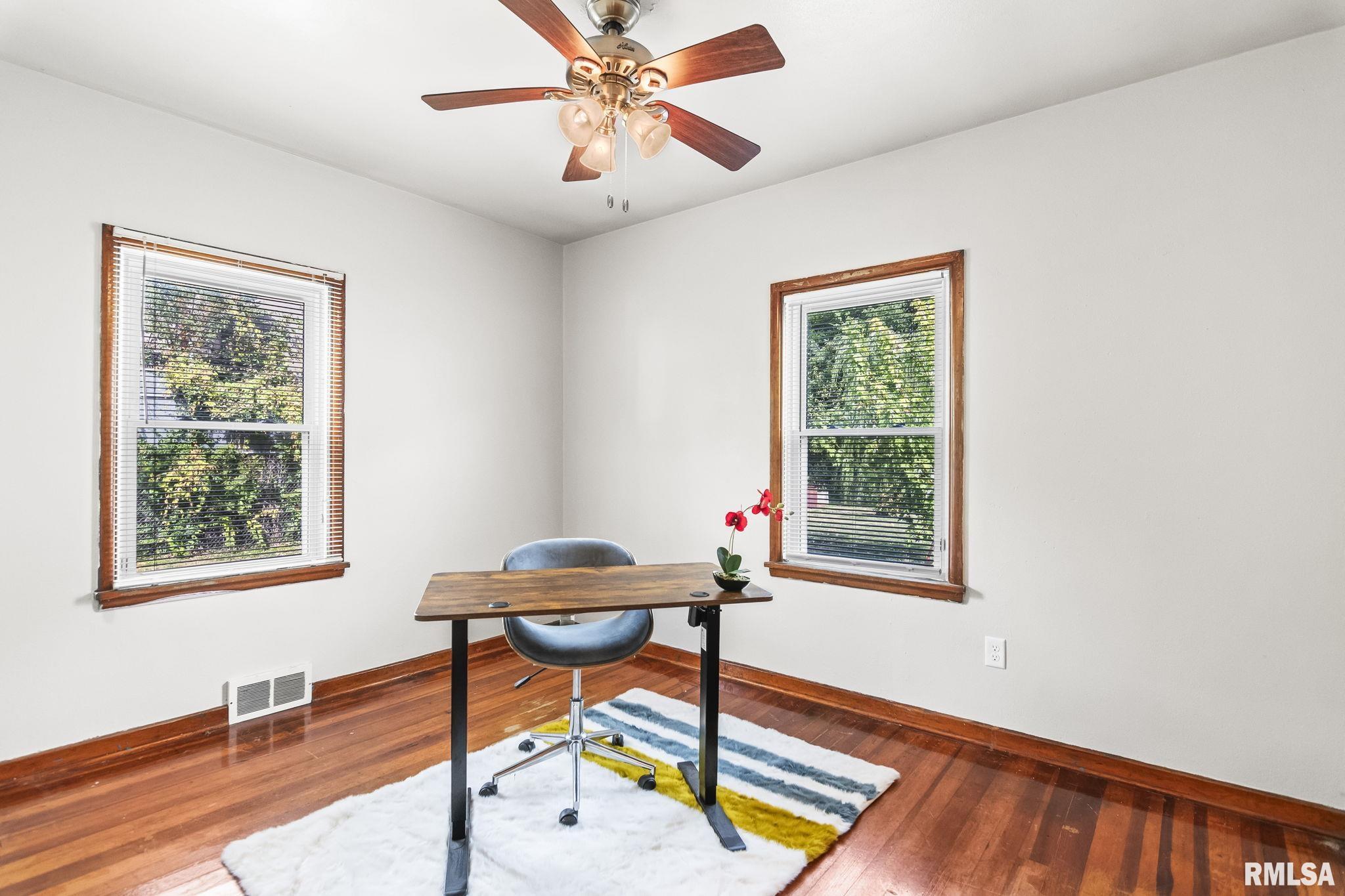 530 South Livingston Street Springfield, IL 62703 - Photo 14 of 30