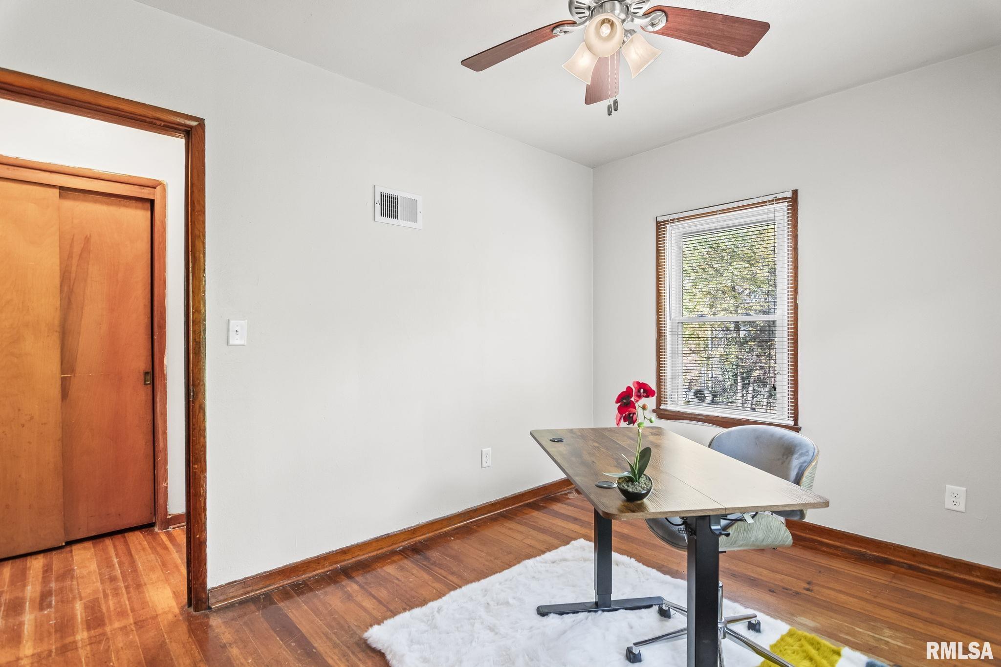 530 South Livingston Street Springfield, IL 62703 - Photo 16 of 30