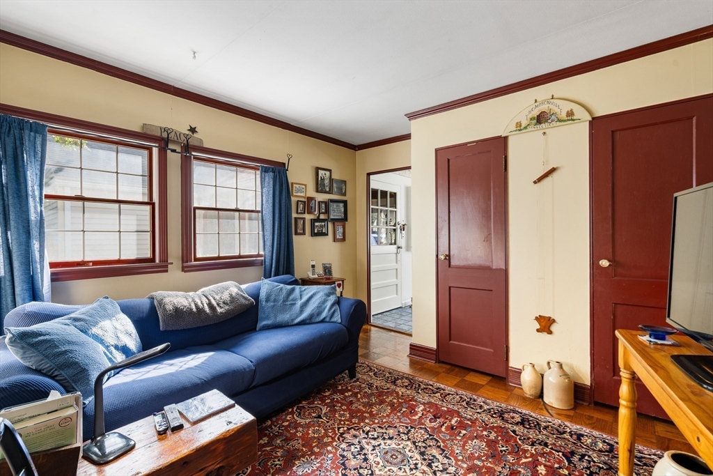 139 Burbank Road Longmeadow, MA 01106 - Photo 25 of 41