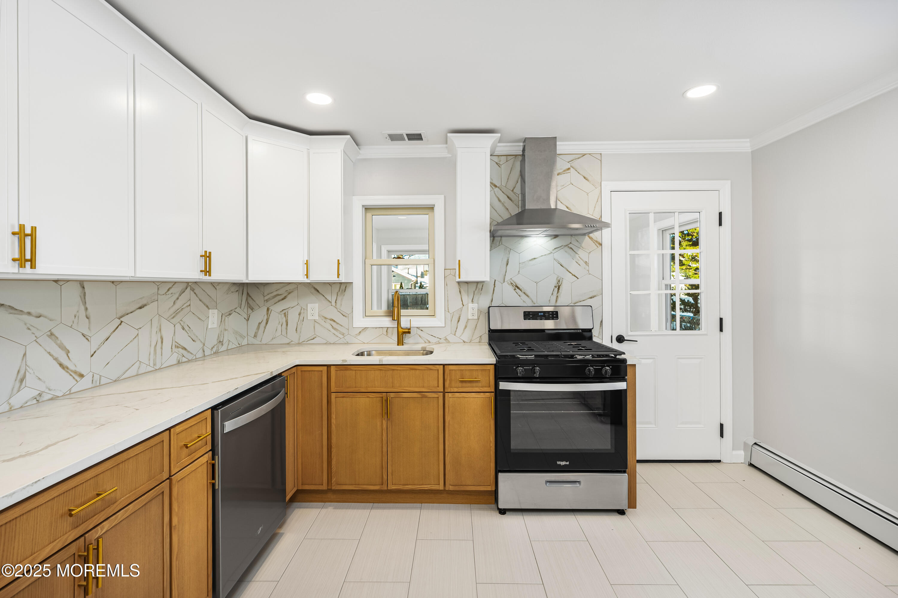 24 Unity Drive Brick, NJ 08723 - Photo 22 of 38 24 Unity Dr Brick - Interiors-13