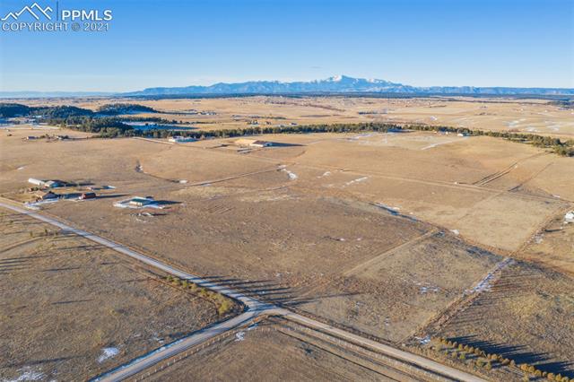 17925 Spur Ranch Road Peyton, CO 80831 - Photo 2 of 28