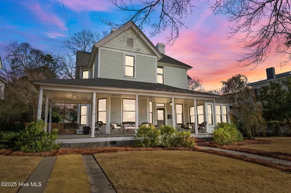 $675,000 | 901 North Main Street, Tarboro, NC 27886