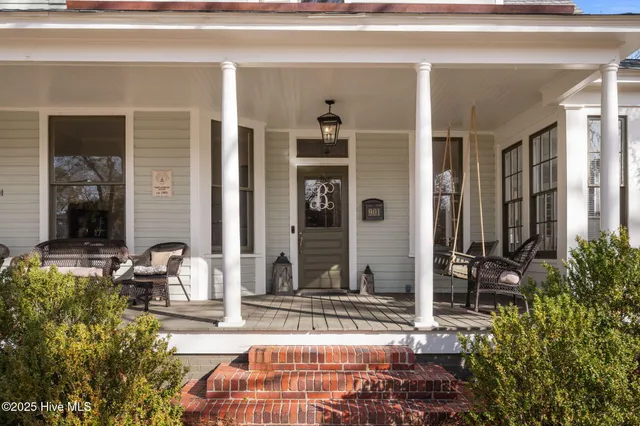 $699,900 | 901 North Main Street, Tarboro, NC 27886