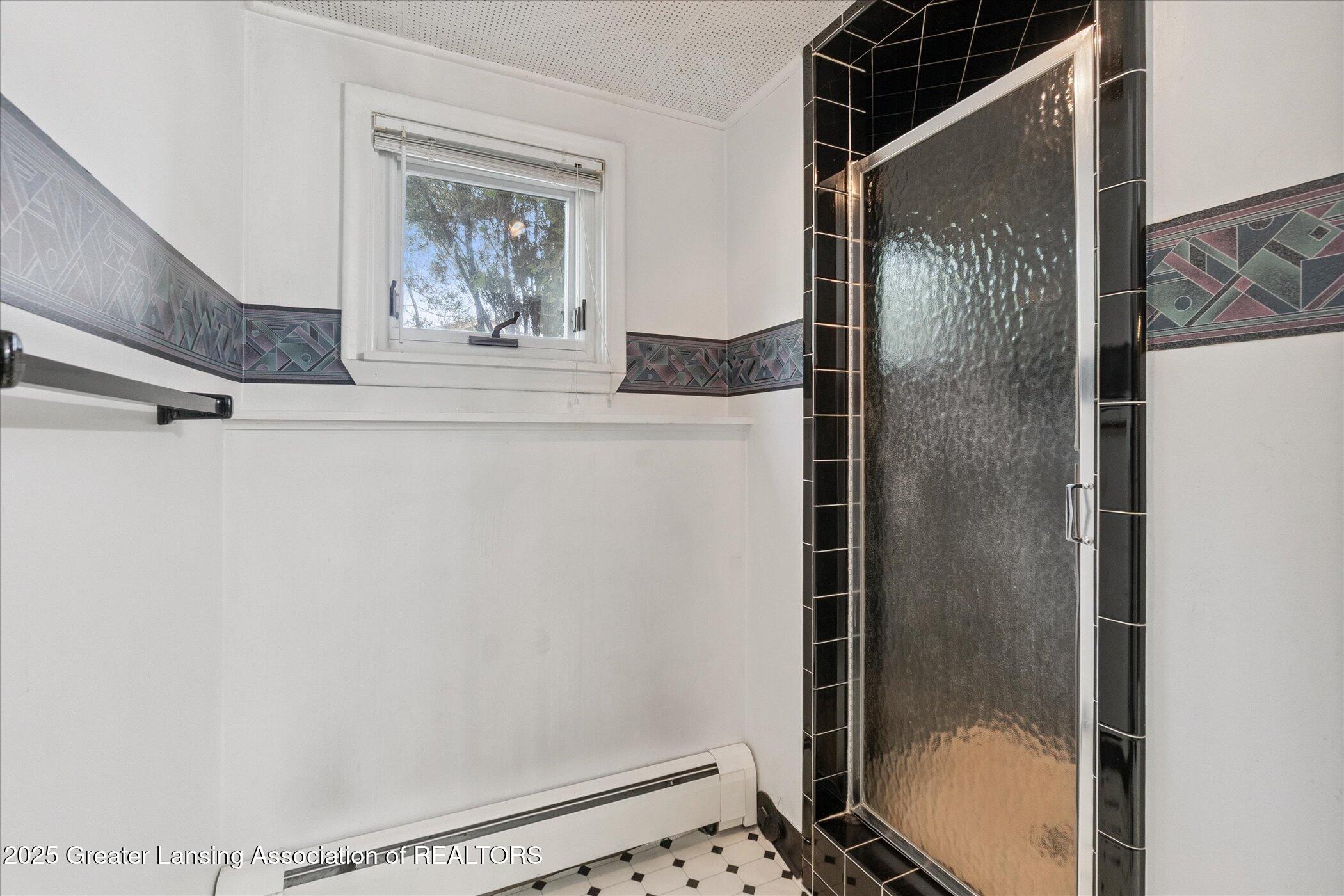 15480 Boichot Road Lansing, MI 48906 - Photo 25 of 55 25-15480-Boichot-Rd-Lansing-MI-48906-Win