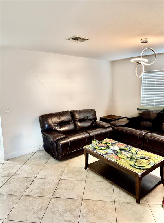 115 Willowbay Ridge Street Sanford, FL 32771 - Photo 14 of 28 a living room with furniture