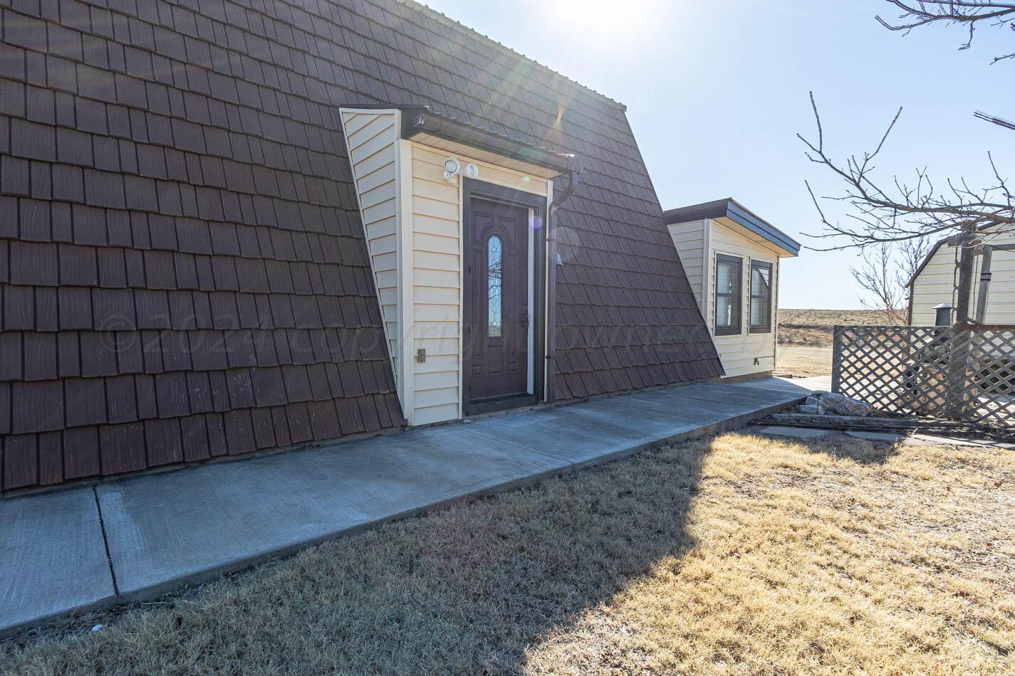 636 Cherokee Road Fritch, TX 79036 - Photo 10 of 39 img (5 of 23)