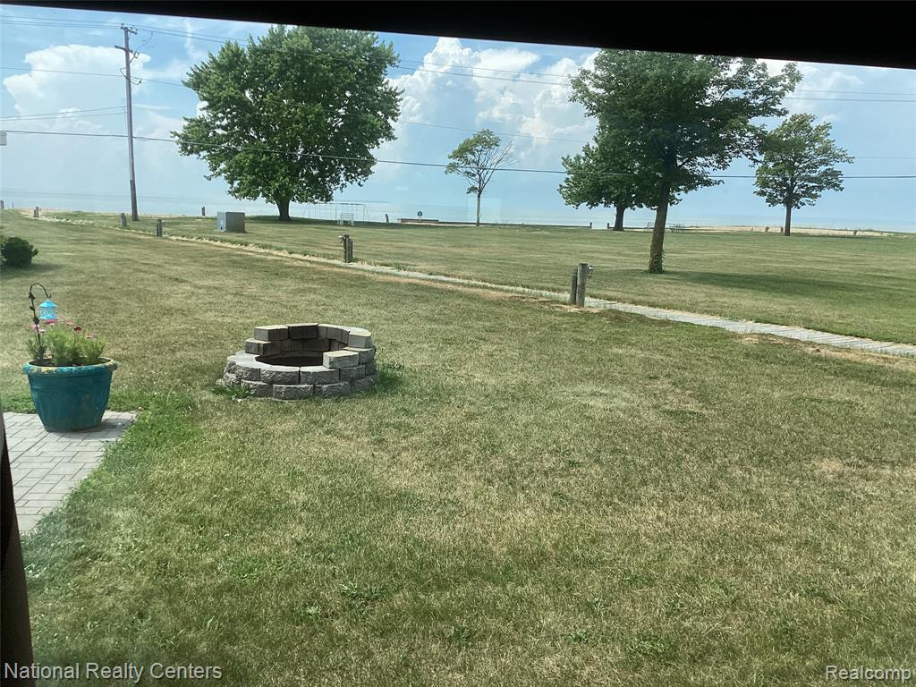6024 Port Austin Road, Unit 5 Caseville, MI 48725 - Photo 4 of 56
