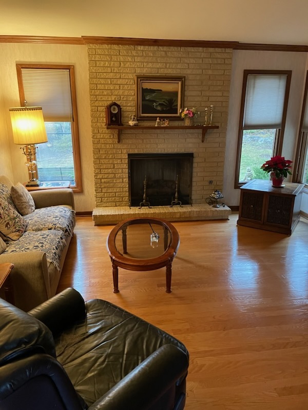 12860 Winnebago Road Palos Heights, IL 60463 - Photo 8 of 32 Gallery Image 8