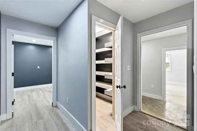 a view of empty room