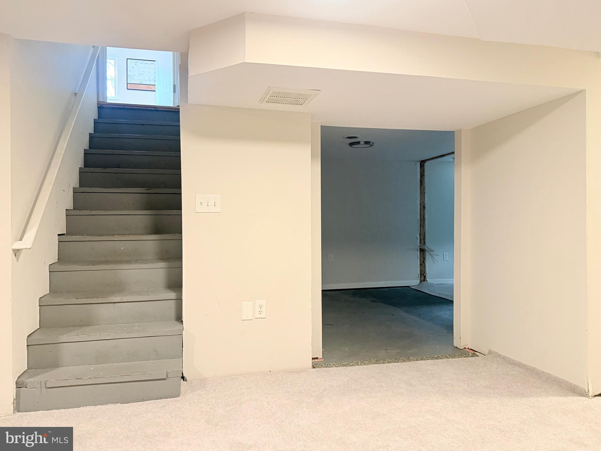 9033 Volta Street Lanham, MD 20706 - Photo 10 of 15