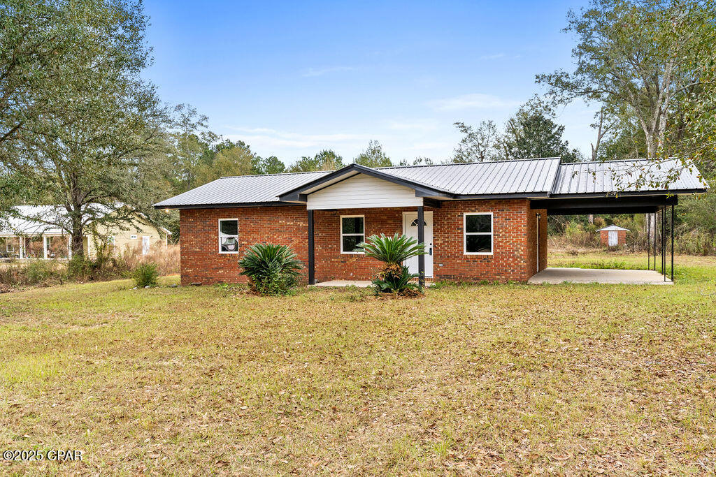 1727 Toole Circle Chipley, FL 32428 - Photo 2 of 22