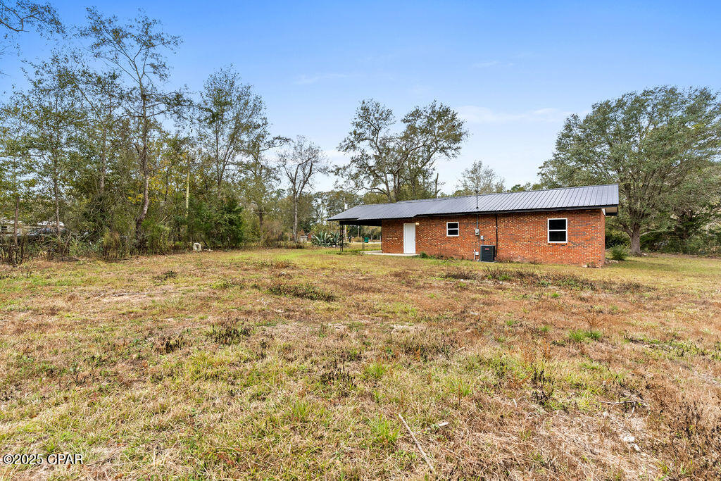 1727 Toole Circle Chipley, FL 32428 - Photo 6 of 22