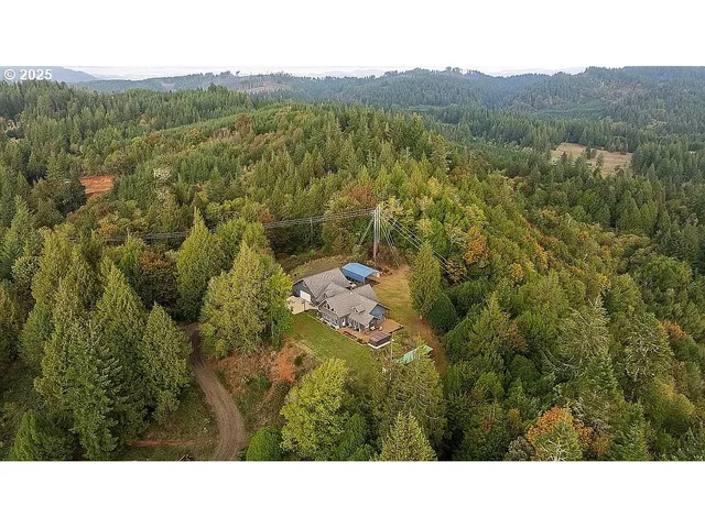 $725,000 | 2636 Western Drive, Coquille, OR 97423