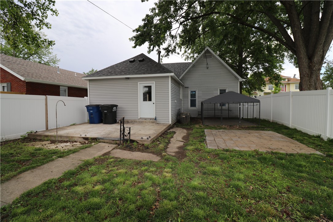 205 South 3rd Street Altamont, IL 62411 - Photo 24 of 28