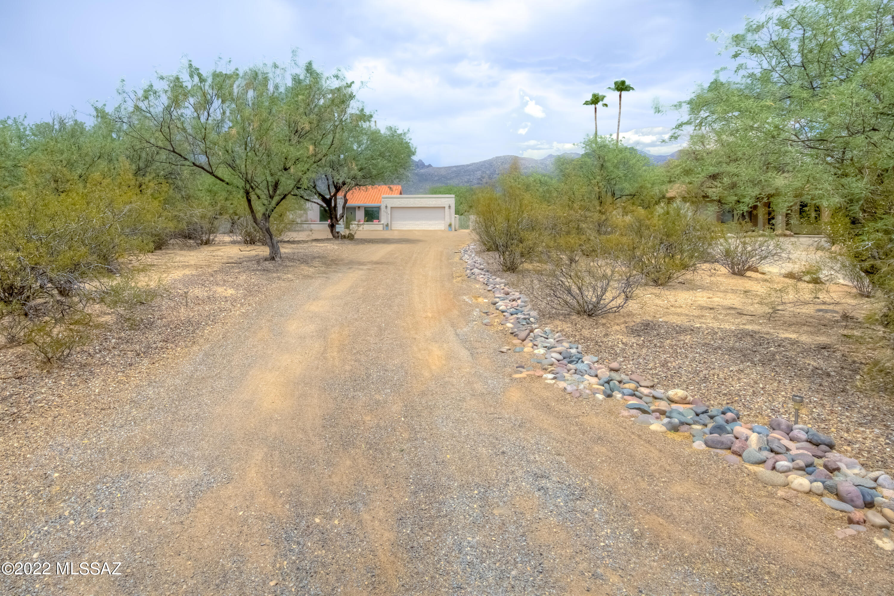 9675 East Elm Tree Circle Tucson, AZ 85749 - Photo 2 of 47