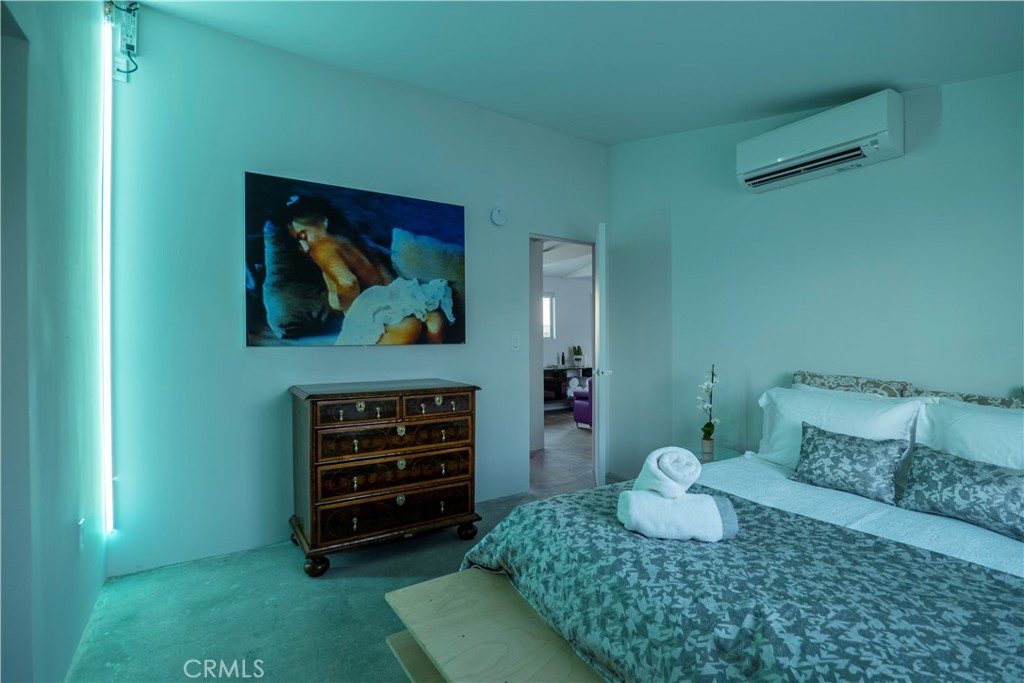 60810 Cole Lane Landers, CA 92285 - Photo 38 of 51 a bathroom with a sink and a mirror