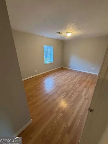 a view of empty room