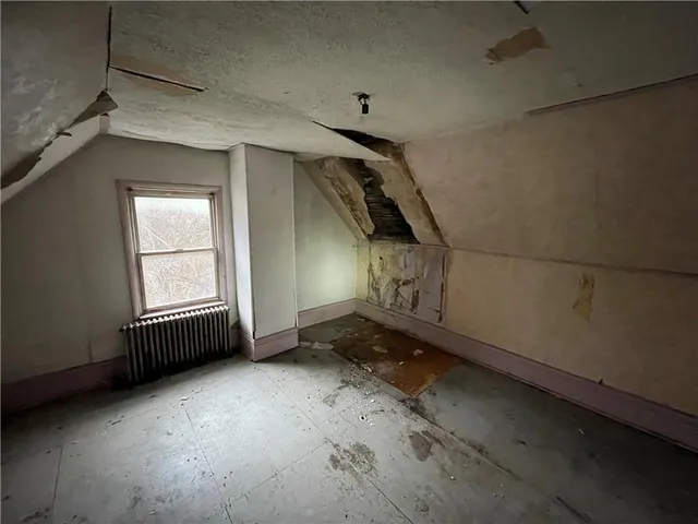 $11,500 | 421 Fairview Avenue, Turtle Creek, PA 15145