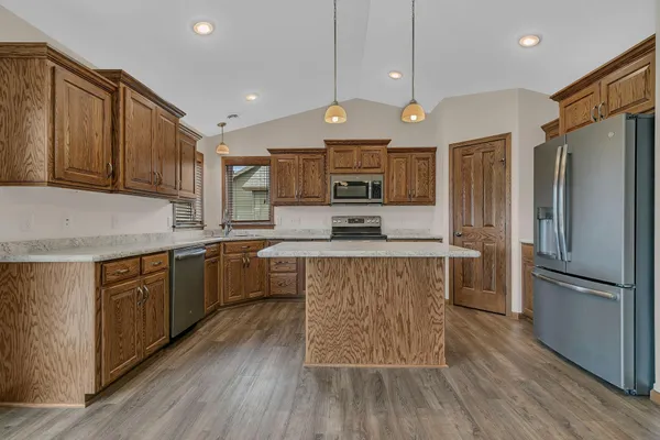 $429,900 | 113 Glenview Loop, St. Cloud, MN 56303