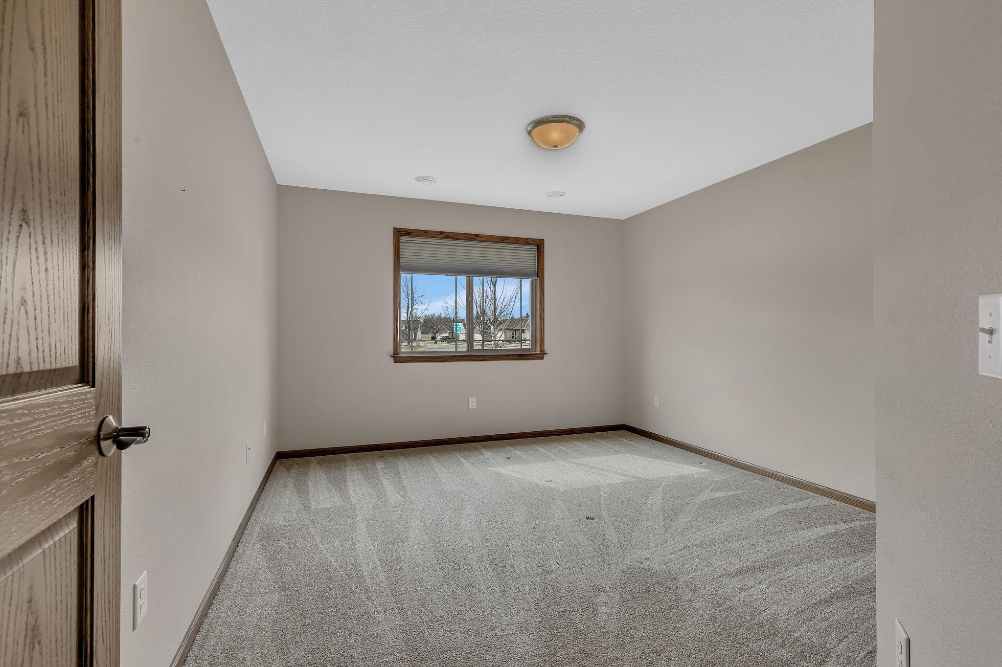 113 Glenview Loop St. Cloud, MN 56303 - Photo 17 of 26