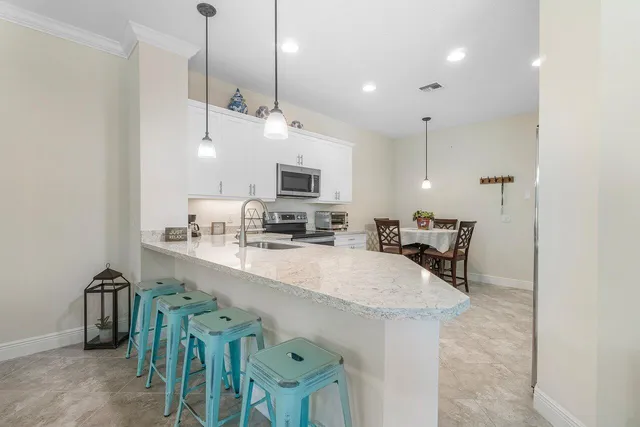 $3,750 | 15820 Binks Pointe Terrace, Wellington, FL 33414