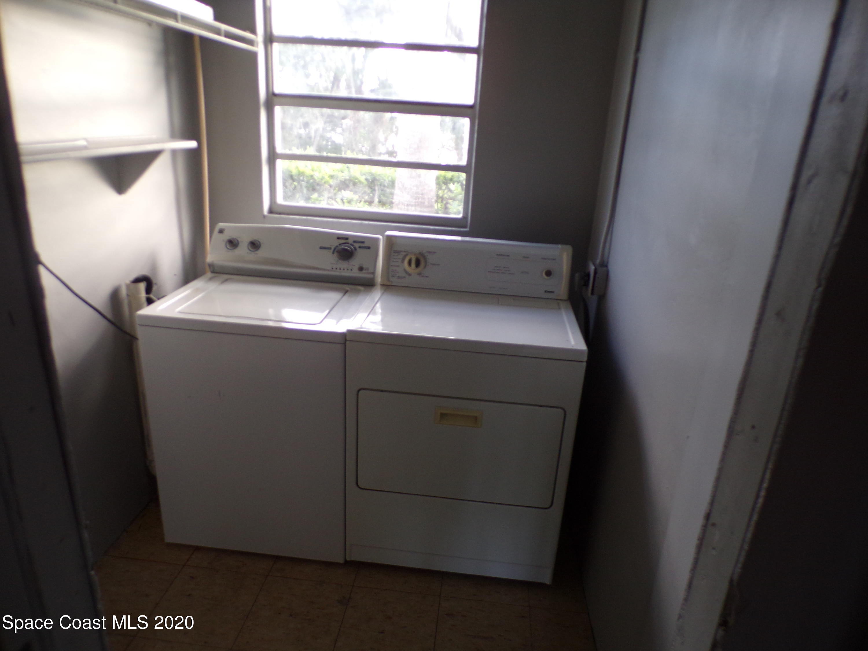9900 Riverview Drive Micco, FL 32976 - Photo 15 of 15 LAUNDRY