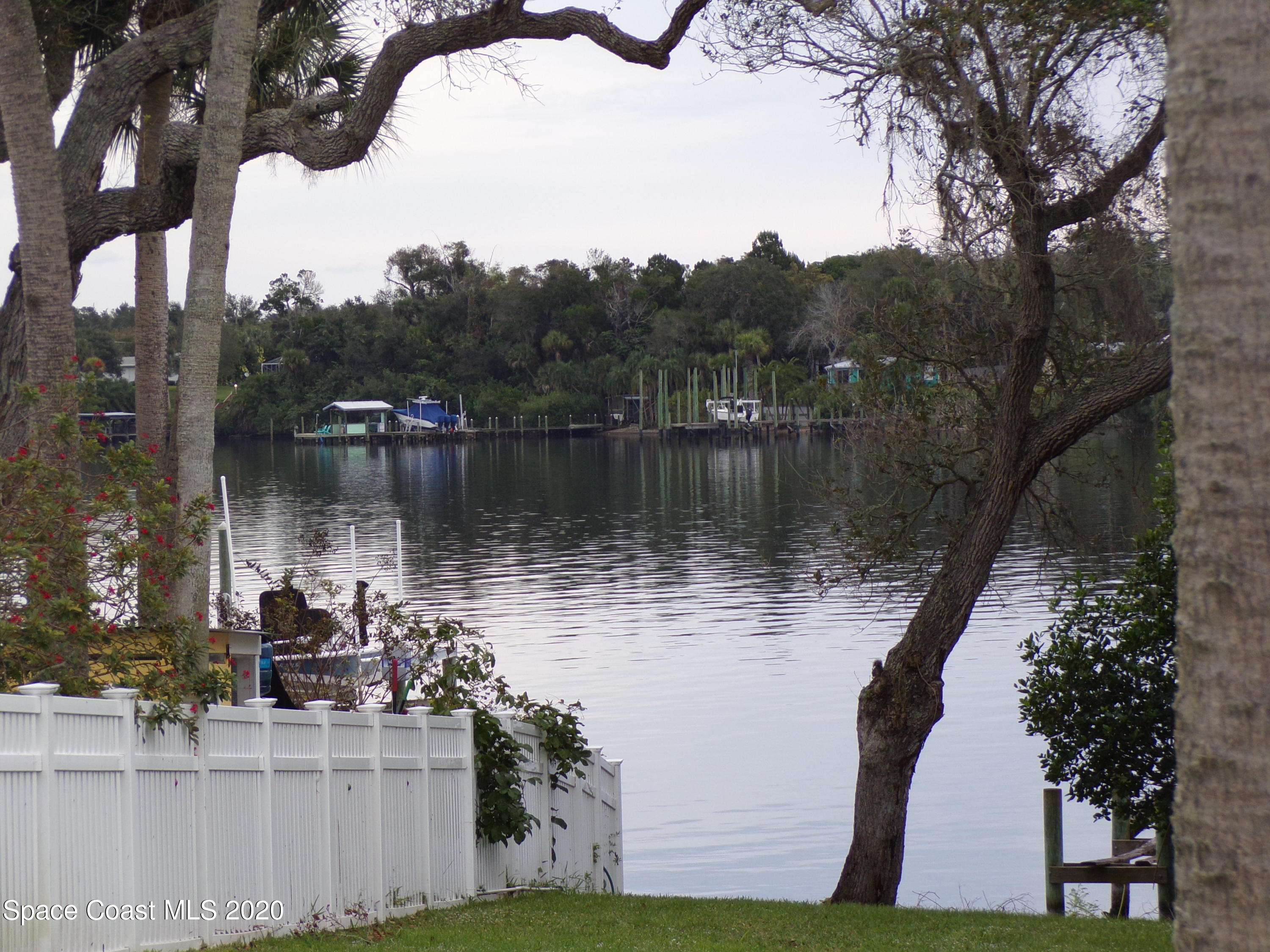 9900 Riverview Drive Micco, FL 32976 - Photo 5 of 15 BACK YARD
