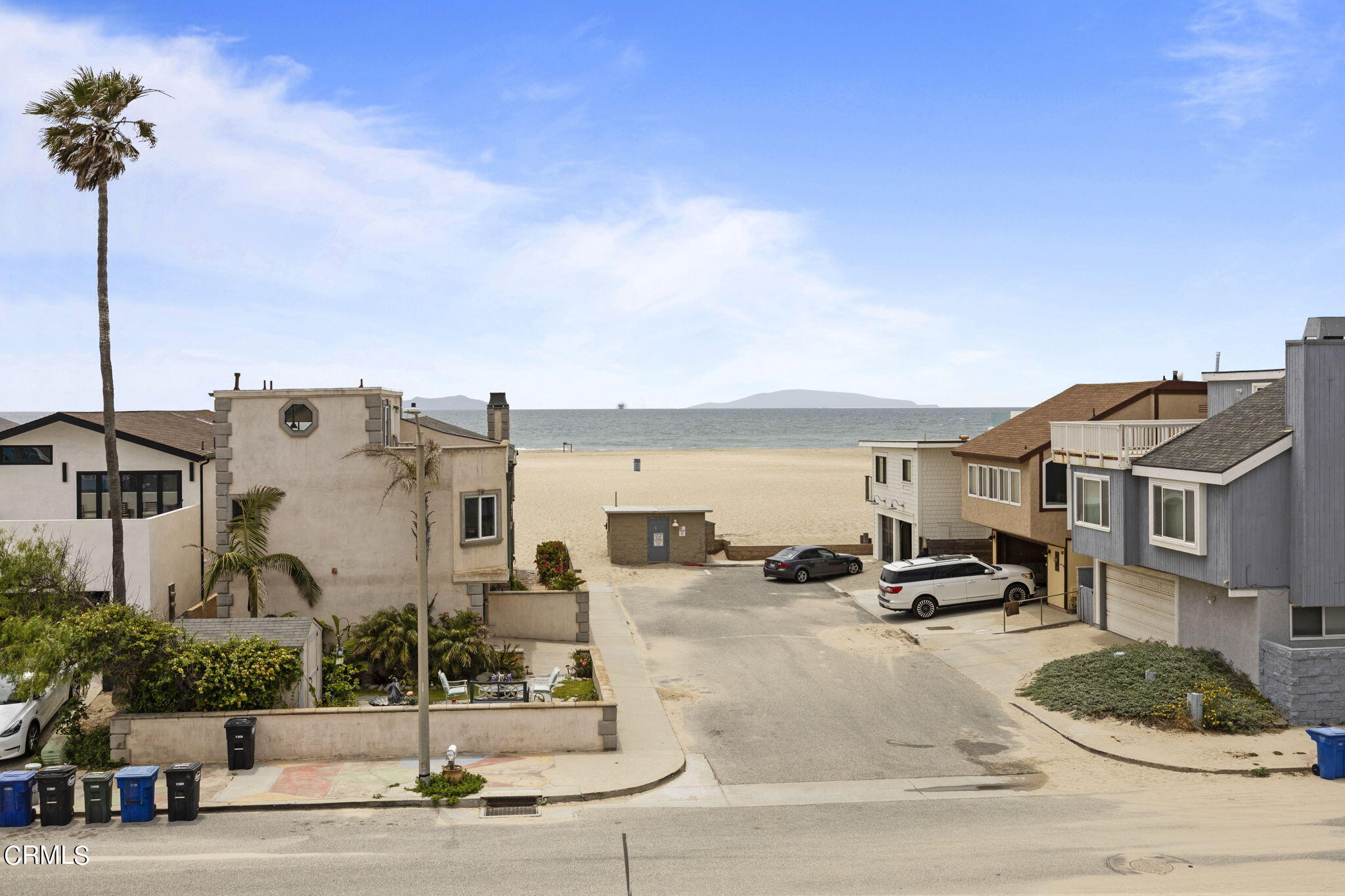 124 Ocean Drive Oxnard, CA 93035 - Photo 27 of 53 45-web-or-mls-UpmarketMedia_124Ocean-74