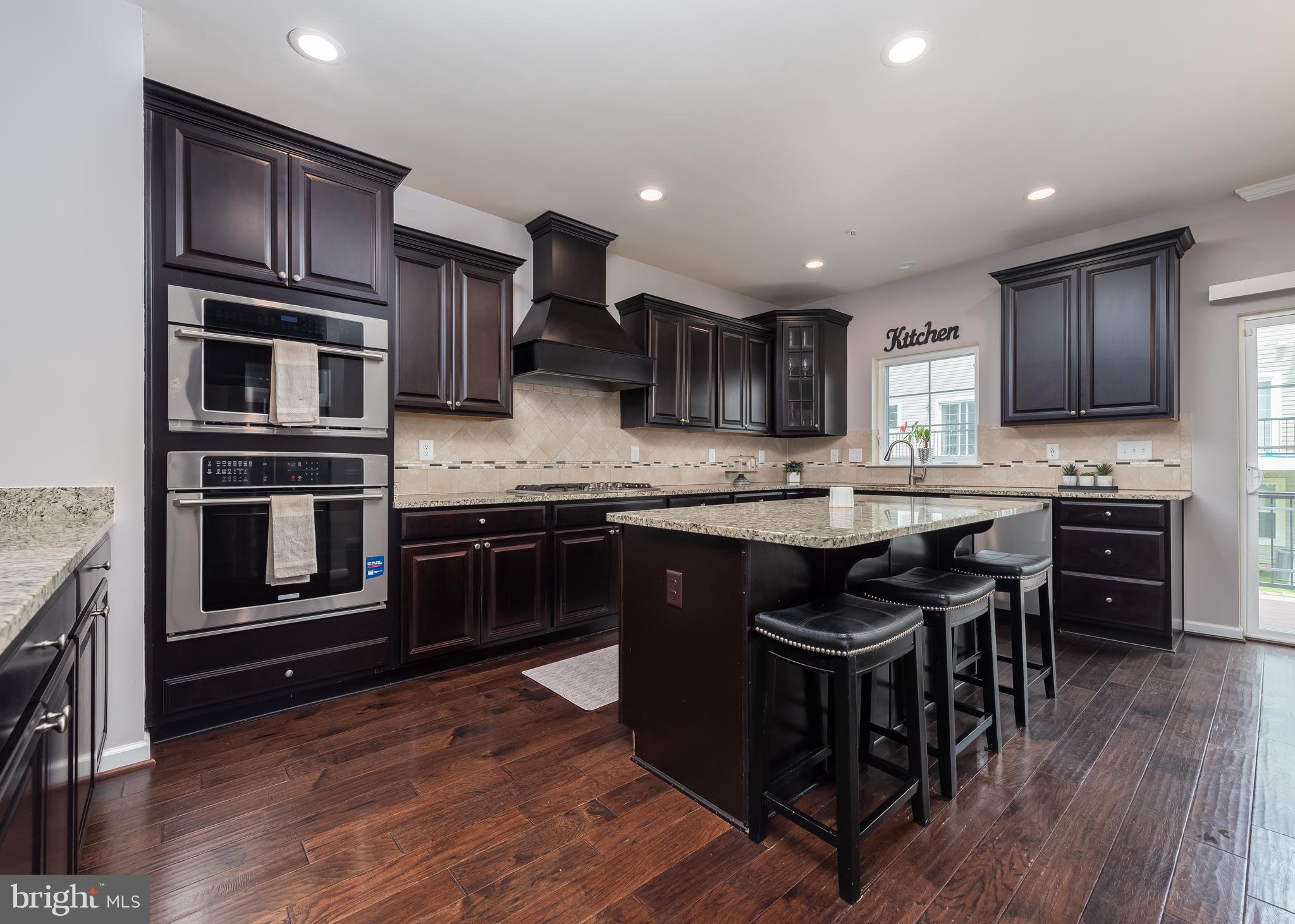 8027 Ravenclaw Road Elkridge, MD 21075 - Photo 3 of 28