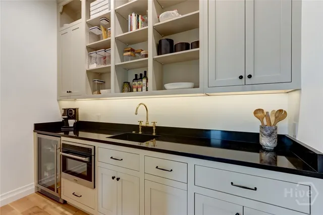 $2,100,000 | 217 John Wesley Way, Savannah, GA 31404